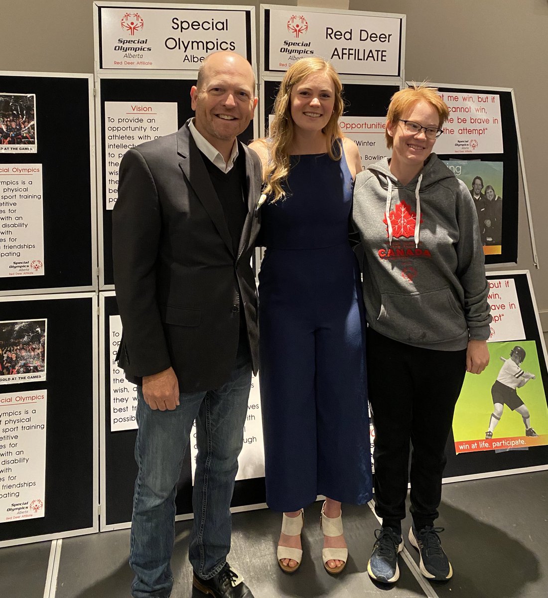 An inspiring breakfast with local <a href="/SpecialOAlberta/">Special Olympics Alberta</a> athletes, coaches, sponsors &amp; volunteers with the 14th celebrity breakfast in #RedDeer. Great start to a rainy Wednesday. 😊