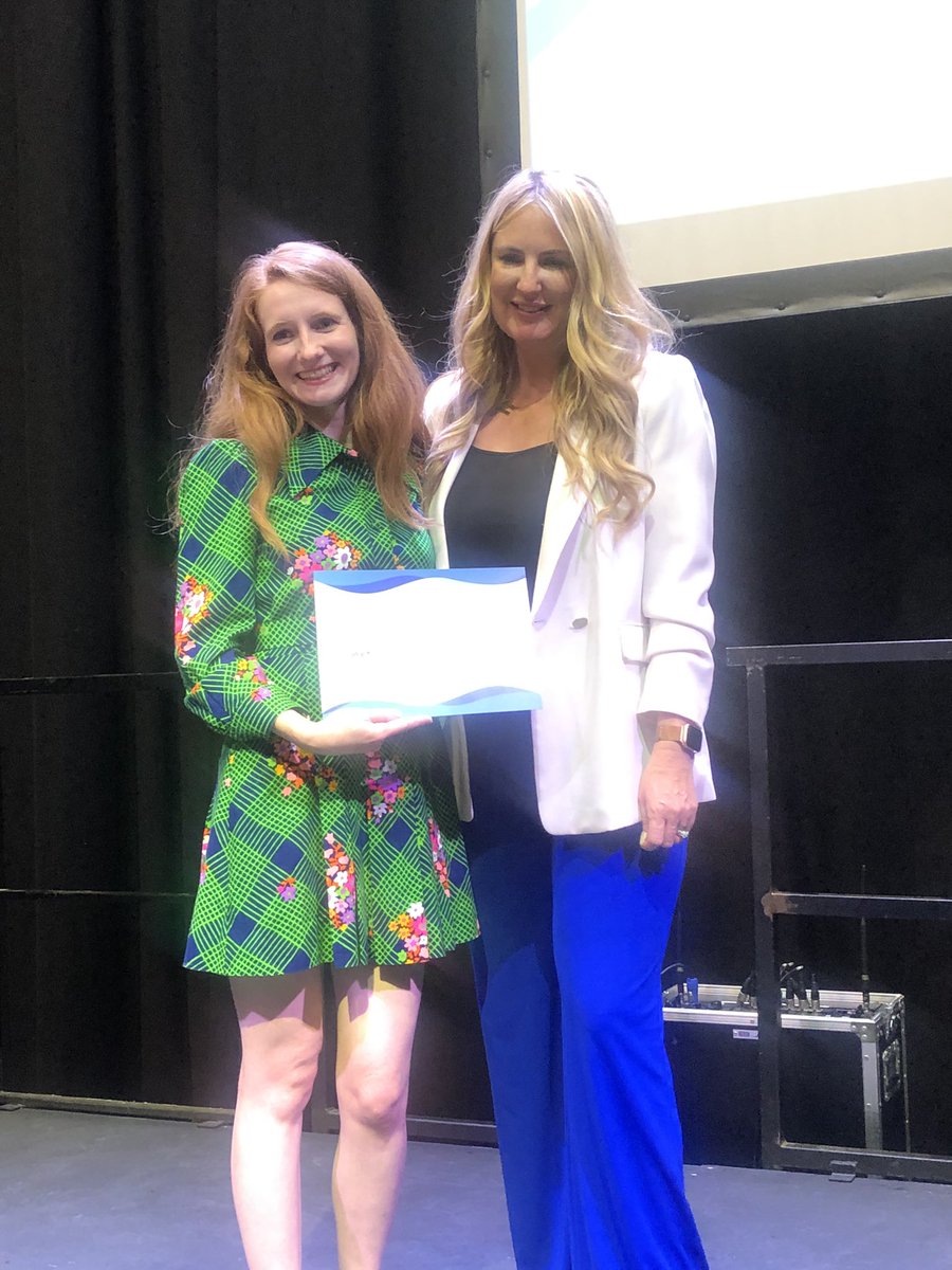 SarahHopkins110's tweet photo. @futuregencymru loved attending the graduation of the brilliant young people of the Future Gens Leadership academy and being part of the reverse mentoring programme #FGlead Thank you! https://t.co/3az9Z0TqeJ