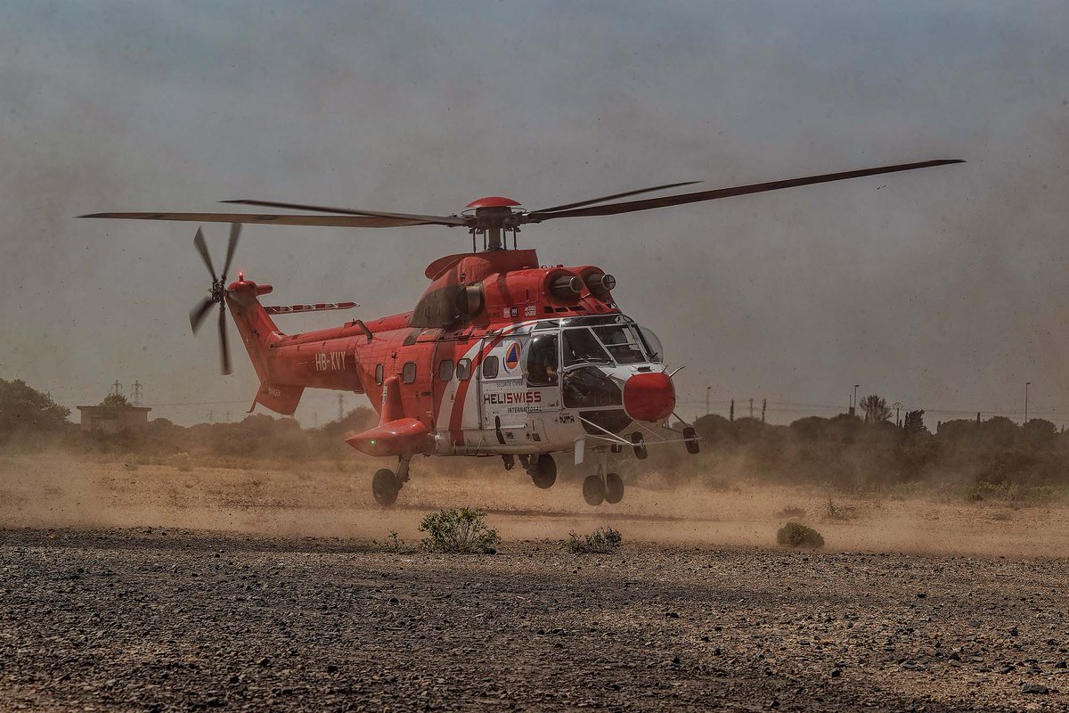 nikobo's tweet photo. Before &amp; After thanks to #PureRaw2, the Deep Prime technology, the #NikCollection5, the clearview filter, the control points and me as a #photographer !

@CanonFrance #Canon1Dx #ColorEfexPro #Nik #Collection #ClearView #Upoint #ControlPoints @nikcollection #Helicopter #rescue https://t.co/iRWRpel7RW