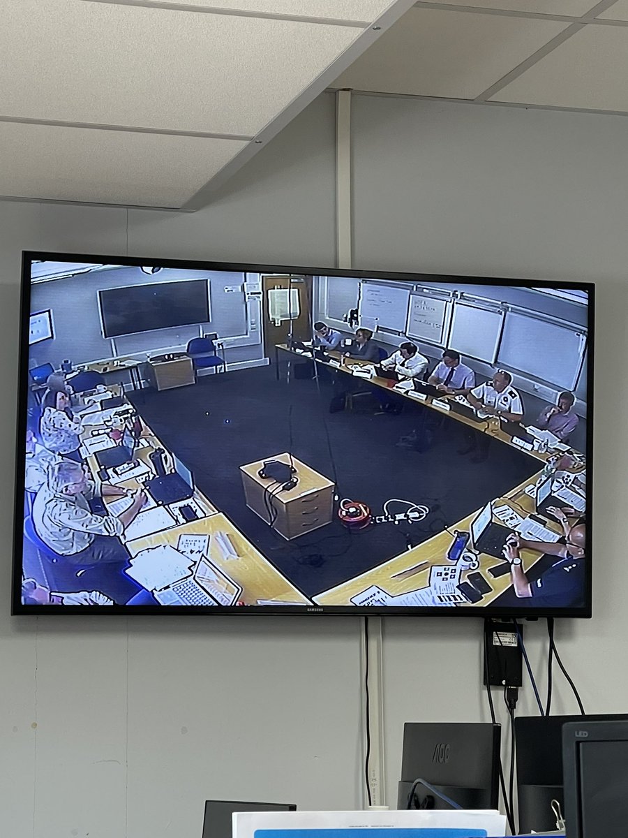 robtheprop's tweet photo. Thanks @LeicsFireRescue for hosting us at the command training centre this morning. Very informative session observing an SCG. Useful training and outcomes #jointlearning https://t.co/hUtMYUG9KK