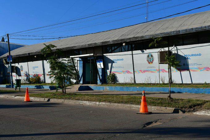 municorrientes's tweet photo. Este sábado no habrá atención en el Centro Emisor de Licencias, por lo que no se otorgarán turnos para ese día. https://t.co/OuZtUxZlQg