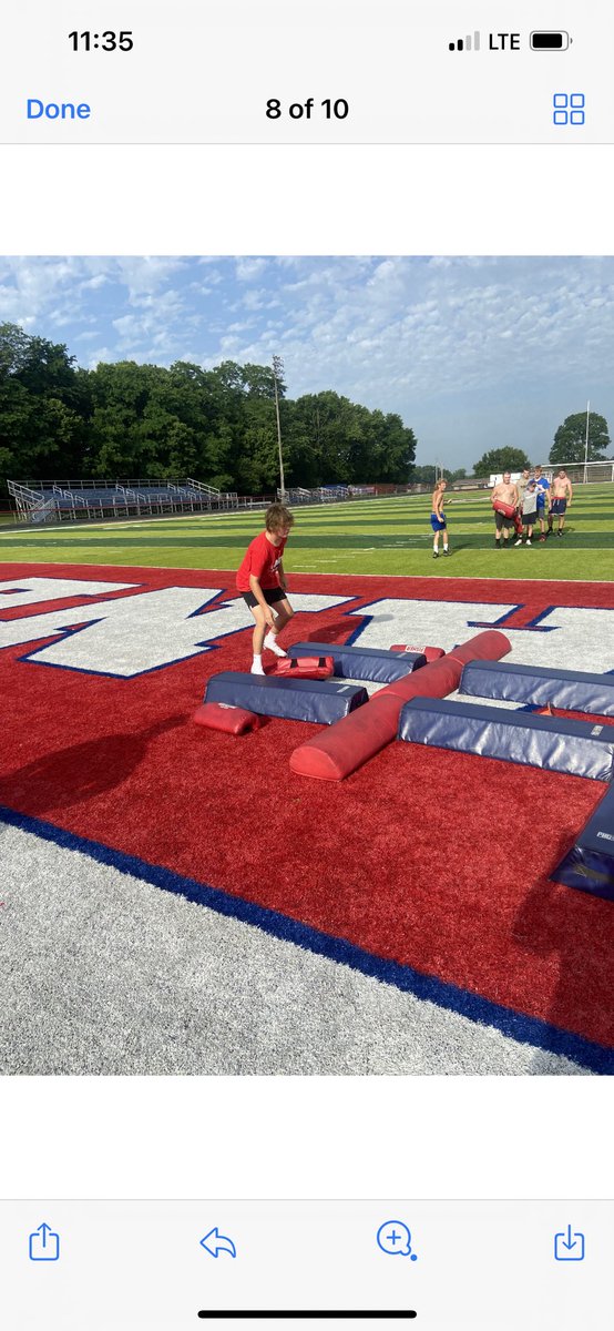 ZTPioneersFB's tweet photo. Had an awesome day of competitions in the Wt room and outside on the field. Go Pioneers!! https://t.co/ZYlXKF3rhy