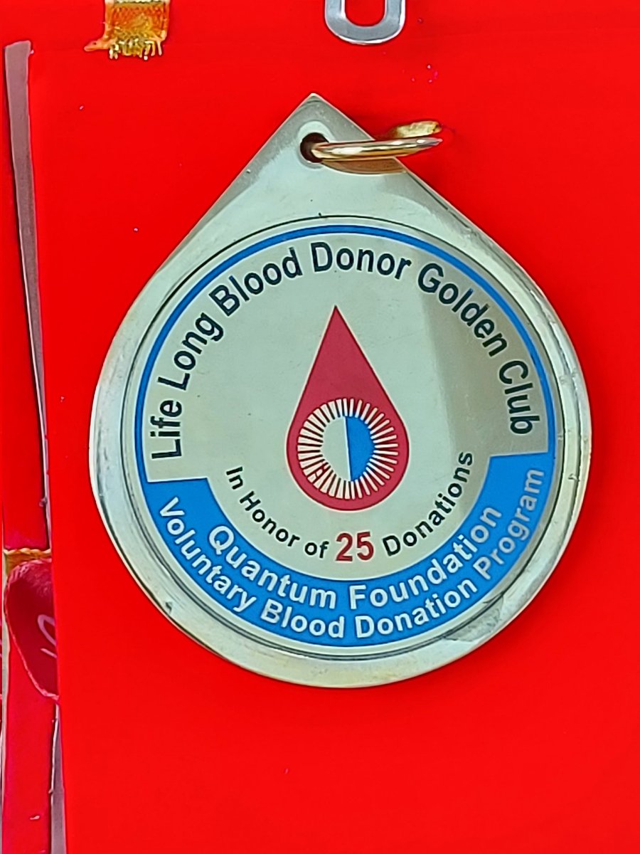 islam_beig's tweet photo. 14th June 2022 World Blood Donor Day Award.  I have donated 65 bags blood to mankind. https://t.co/QXlPpb6jlD