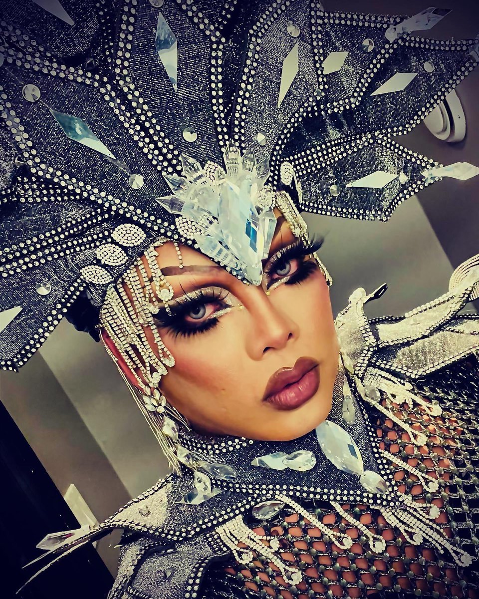CoeKiki's tweet photo. Hi its me again!!! HAPPY HUMPDAY!!!πππLol #tdambassador #foreverproud #foreverprogressing #dragdesigner #dragqueen #kiki #kikidoyouloveme #costumedesigner #pride #capitalqueen https://t.co/yubSoKRgpe