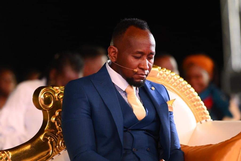 Prince George. E. Mugabo tweet media