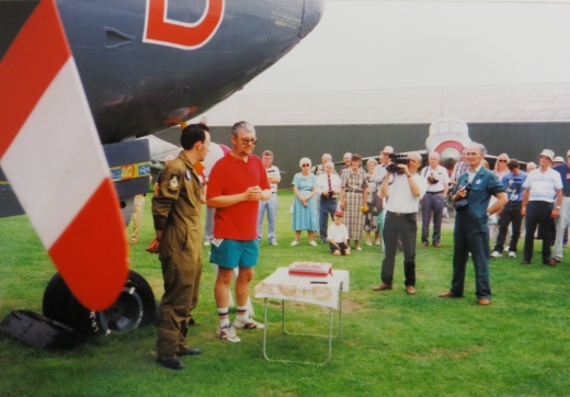 NewarkAirMus's tweet photo. As we move towards finalising a date for for a #65thAnnivWR977 commemoration event we thought we'd share a few more #NAMusMemories from the camera of Ros Blackmore!
#ShackletonWR977Repair 
https://t.co/S18BHAWjzM https://t.co/vgvWSC2JDC