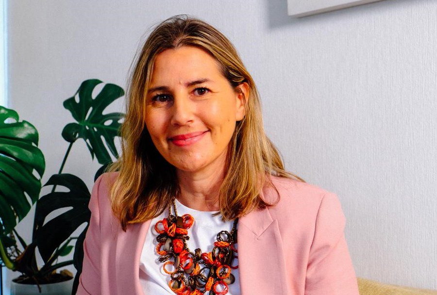 SociosCCS's tweet photo. #Sostenibilidad Verónica Torres, gerenta de Sostenibilidad CCS: “Estamos en una etapa de transición, las empresas esperan que el sistema esté más armado” https://t.co/Ul2Mic7smz
#LeyRep #RAEE #residuosdeaparatoselectrónicosyeléctricos #sistemadegestión #TRAEE https://t.co/EicI1oDTFj