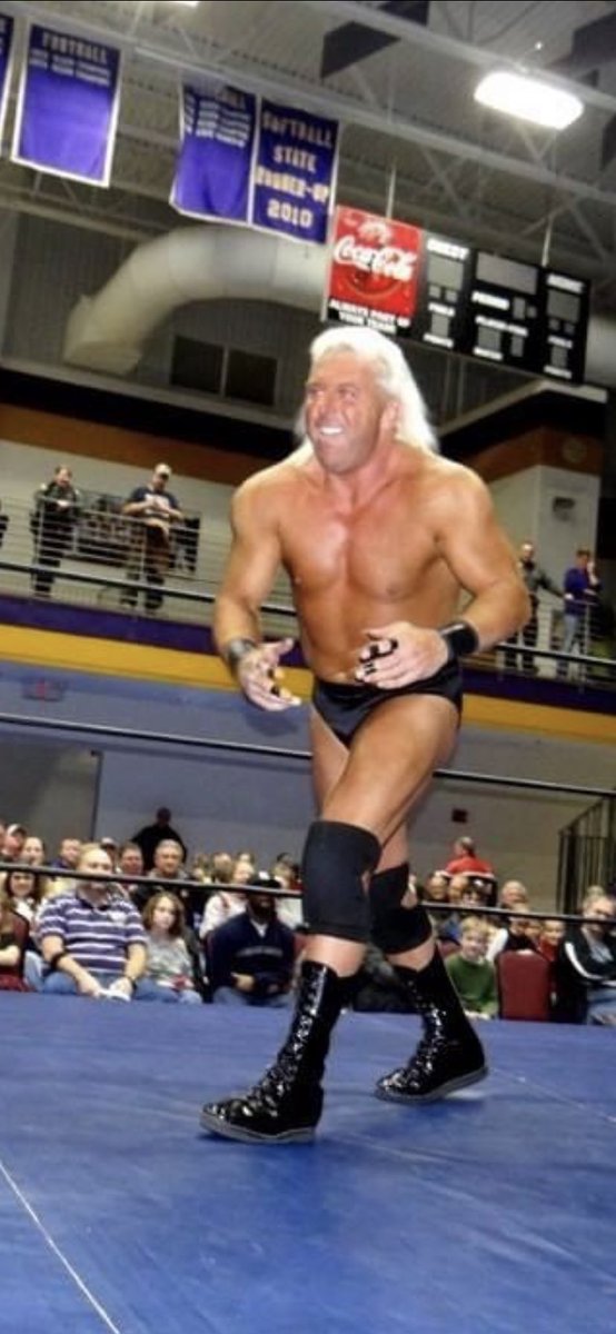 RealNatureboy1's tweet photo. @TonyKhan it’s time you book the Real Natureboy Paul Lee wooooooo #MakeAewBetter https://t.co/j5p1LoyWsK