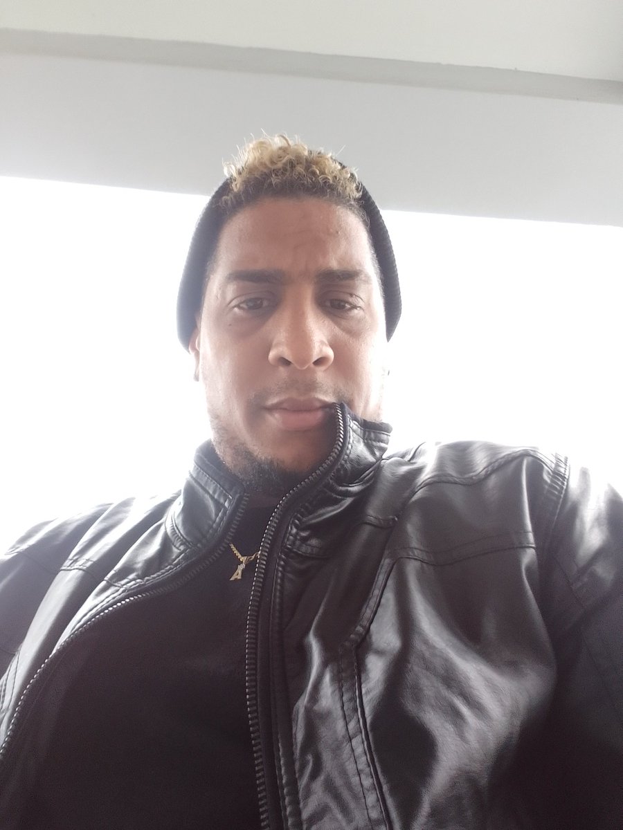 Alan (@alan35887813) on Twitter photo 