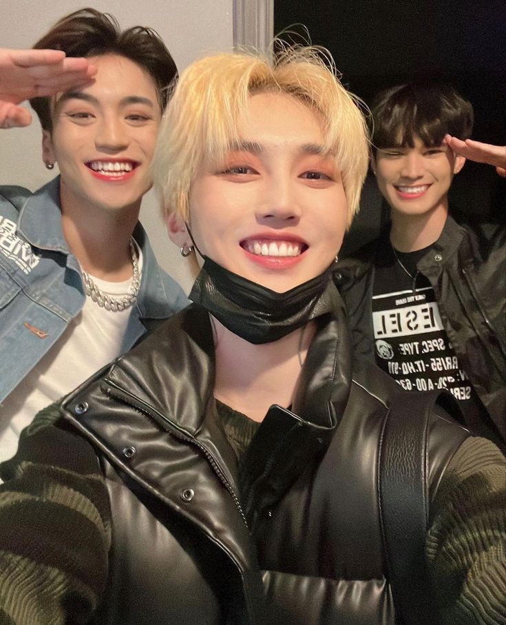 beomhanarchives's tweet photo. 🌟 🐯 🌙  #BEOMHAN #범한 #RODA #로다 #JAY #���이 @MontOfficial https://t.co/PyO4jIAbeQ