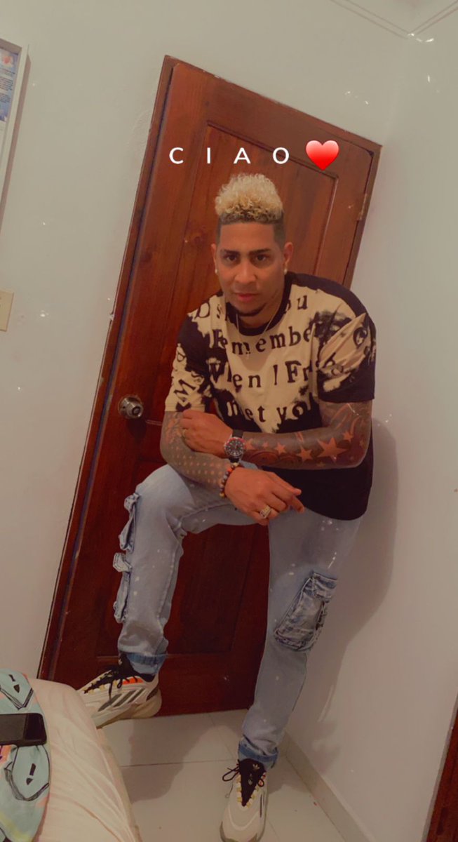 Alan (@alan35887813) on Twitter photo 