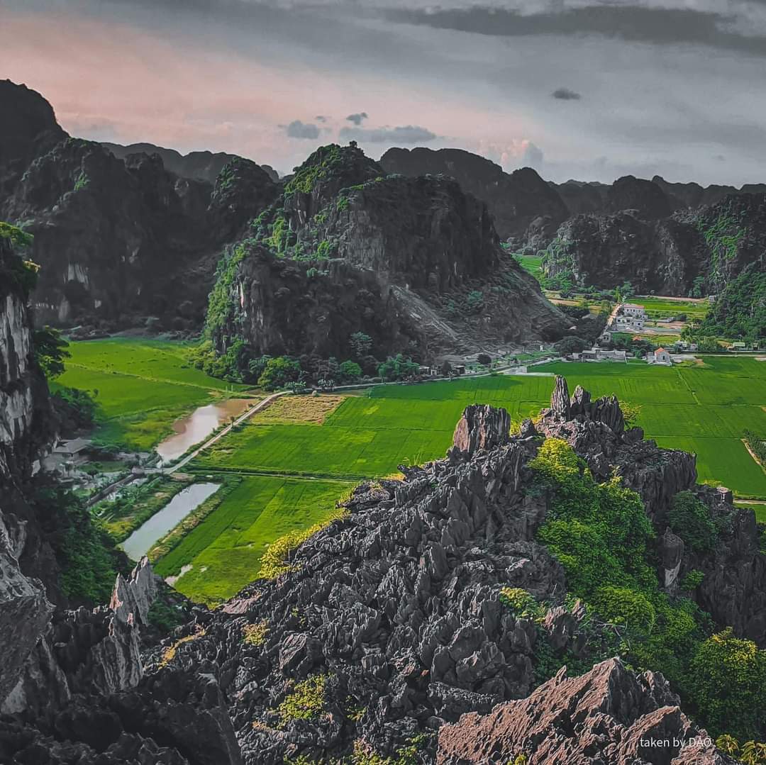 ninhbinhofficer's tweet photo. Discovery Ninh Binh
#Ninhbinhvillage1990homestay https://t.co/rwO1PVGWjF