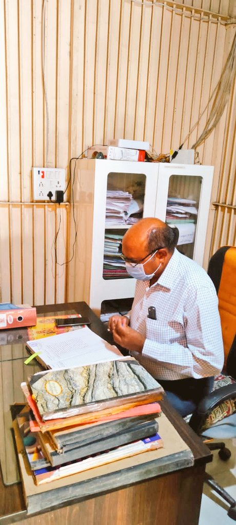CollectorTapi's tweet photo. વ્યારા તાલુકાની મુલાકાત દરમિયાન જેલ અને પોલીસ સ્ટેશનની તપાસણી કરી અને જરૂરી સૂચનાઓ આપી.
@CMOGuj
@pkumarias
@revenuegujarat
@InfoGujarat https://t.co/kNf4S44tmj