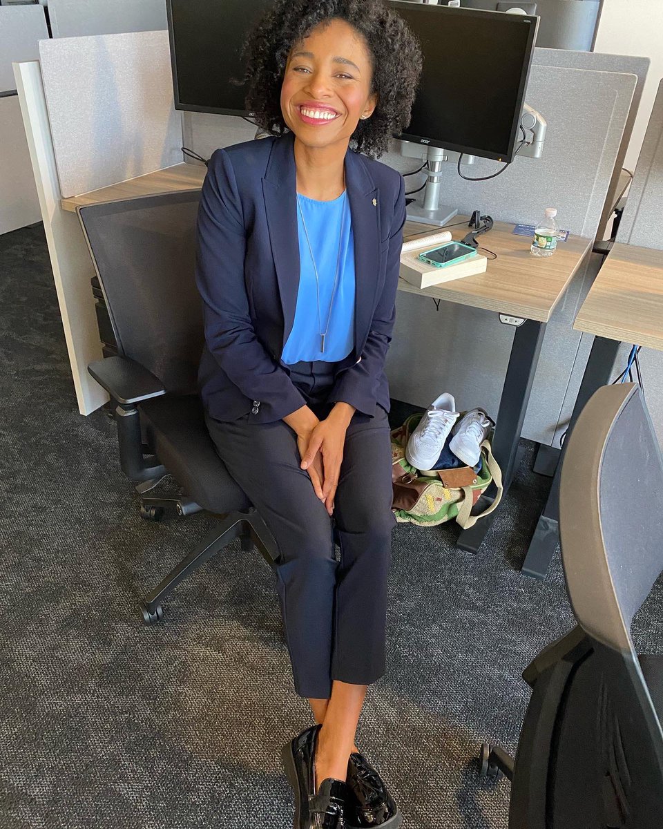 Actingupstudio's tweet photo. Booked the job!  On set!  Working actor!  Congratulations to Northstar actor Laura Ashley for booking the job!   Have a wonderful day on set!  #actor #bookedit #onset #northstarmm https://t.co/bP03XtKHSU