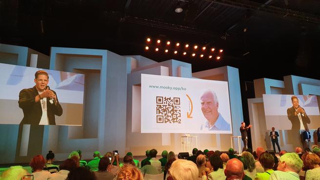 JoVisserfonds's tweet photo. #mooky levensverhaal Kees Oosterling van @Stichting_JOW #NGOLT mede mogelijk gemaakt door @JoVisserfonds en @Plein_doneren https://t.co/SiRl0ctG3v