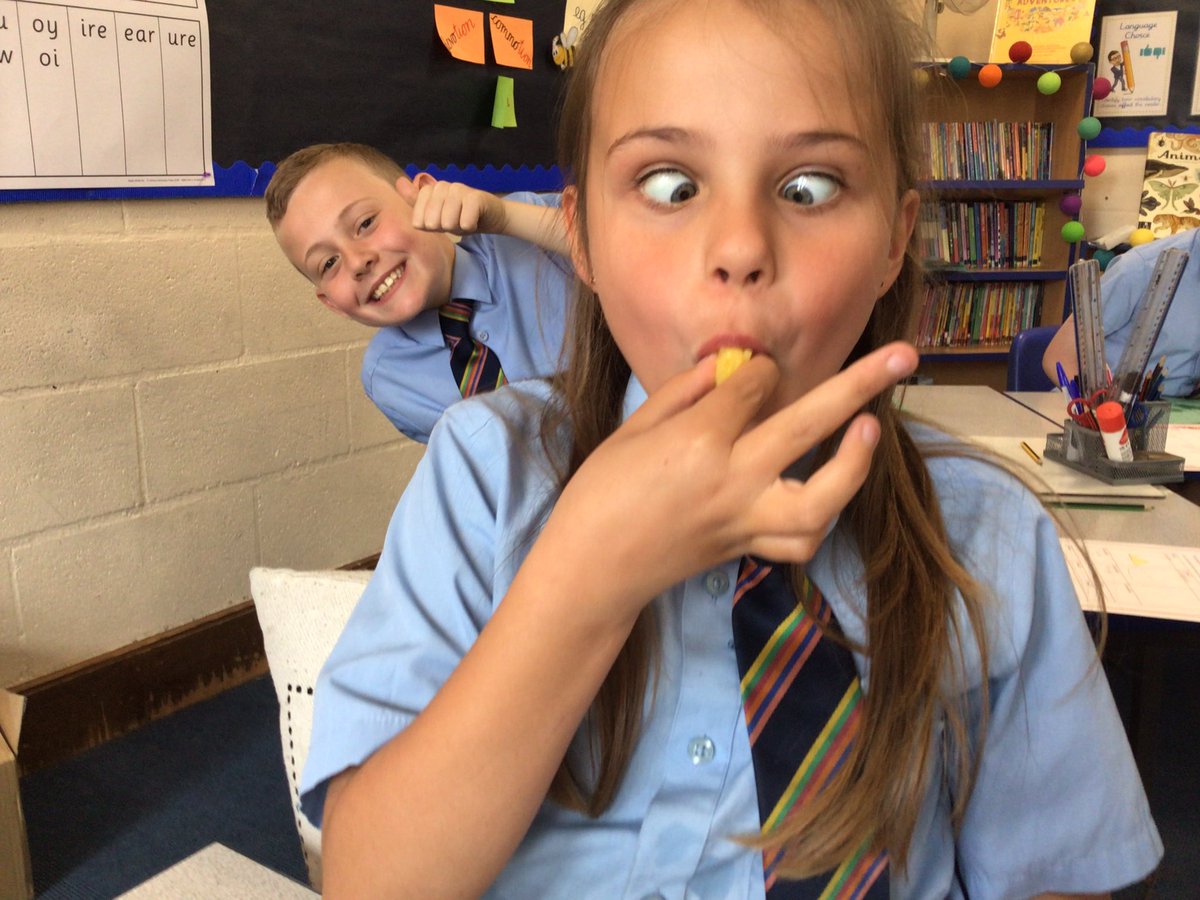 year4wja's tweet photo. Can I describe fruits using a range of vocabulary? Can you match the key words to the pictures of 4NA taste testing tropical fruits? Zesty, sour, intense or juicy! 🍉🥝🥭

@WhitchurchJun 
@whitchurchCEFed https://t.co/NlhtQGriCP