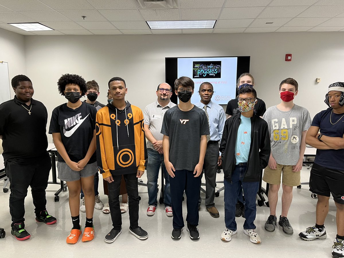 HSHS_AP_Parvaiz's tweet image. Today, my students heading towards Physics &amp;amp; Astronomy had the pleasure of meeting guest speakers Dr. Mensah and Dr. K @NKalantarians - VUU Physics professors. Thank you for the amazing opportunity. @vuupresident @CodeRVA1 #WeAreCodeRVA.