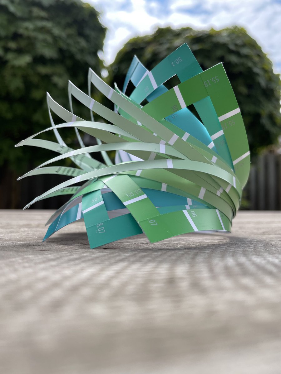 CODAapeldoorn's tweet photo. De winnaars van sieradenchallenge Paper Tales zijn bekend! Mappie Theijn (categorie 16+ jaar) &amp; Ize (categorie t/m 15 jaar)! De challenge was onderdeel van de #NationaleMuseumweek. Stem nu op een van de 15 genomineerden voor de publieksprijs > https://t.co/0CWhSbZo3n #recycling https://t.co/zAMXBNfMBQ