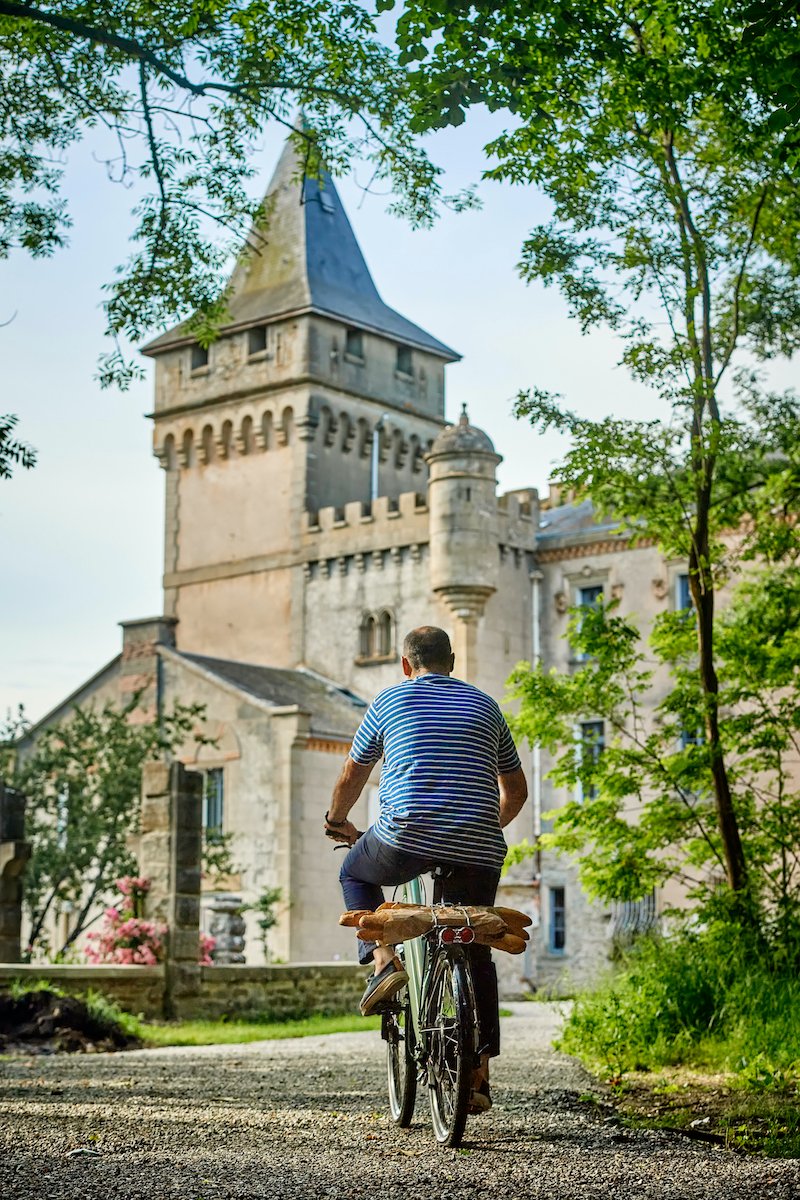 #châteauSibra #Lagarde #Ariège #superberestauration grandsudinsolite.fr/3170-09-ariege…