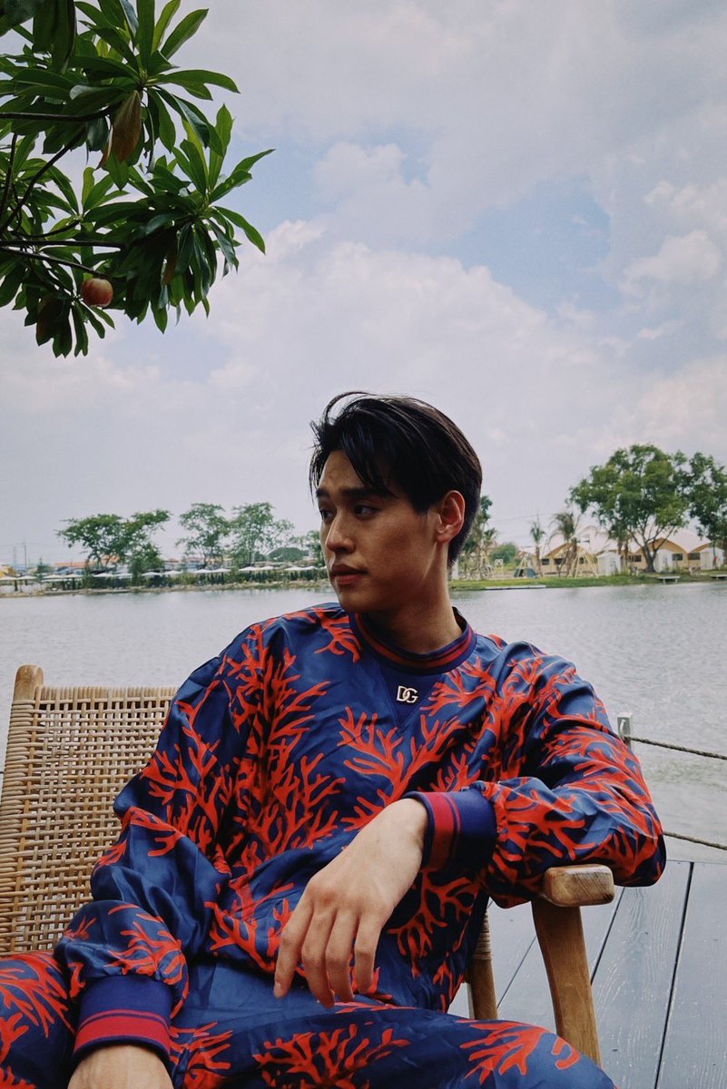 บังเอิญว่าเจอนายแบบท่านหนึ่งในมือถือ