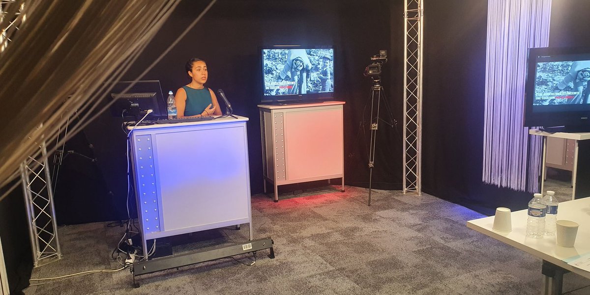 ISJToulouse's tweet photo. Pour terminer la journée, @Sarah__Gilot présente son #webdocumentaires de fin d'études : "Être agricultrice et enceinte, une équation pas si simple" https://t.co/1Mz3DPJzJi
Marraine: @agnespk
Jury: Eric Champin, @t_gourdin et @Regis_Bachelu
#isjt #bientotlemondedutravail https://t.co/n4jIEeTUZe