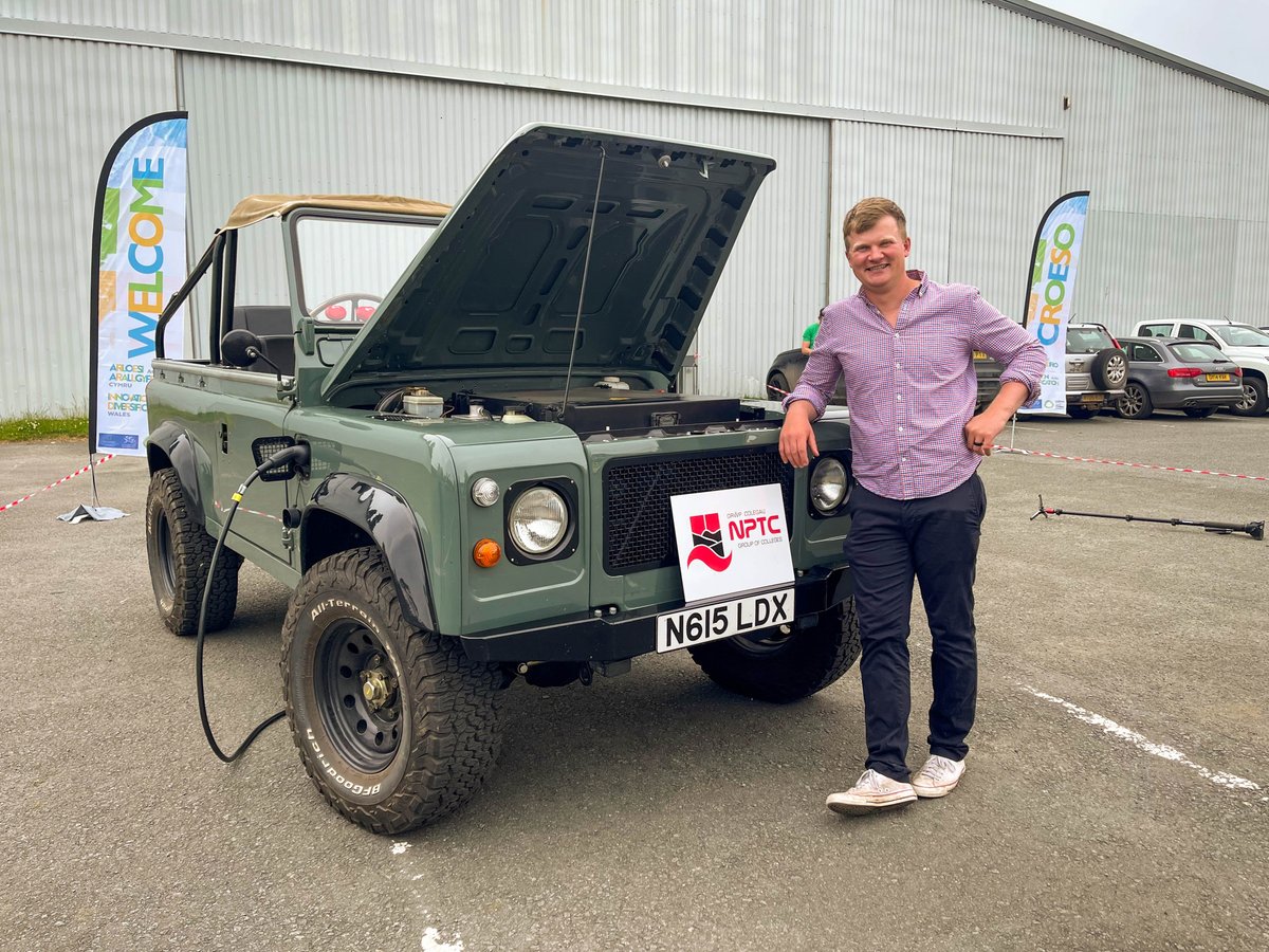 Grŵp Colegau NPTC Group of Colleges tweet media