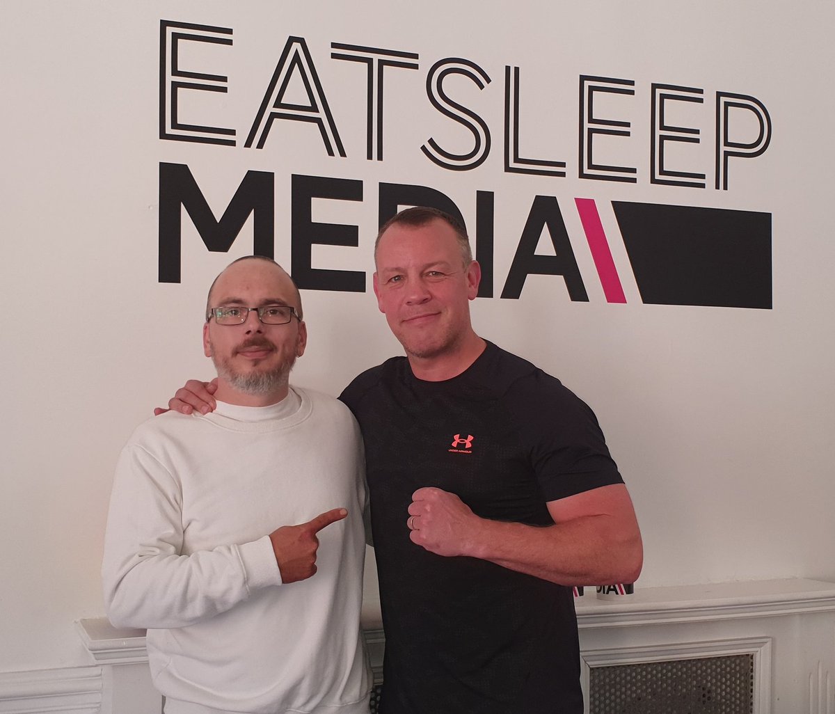 ACEcast_Nation's tweet photo. Huge thanks to the legend @TheLockettMan for coming back to @EatSleepMedia for a chat with me.
What a pleasure as we filmed first episode of #ConversationsWith
Its an absoloute cracker!!! #Boxing #Boxer #Matchroom #Boxxer #WelshBoxing #BoxingUk https://t.co/bjUy8Etu40
