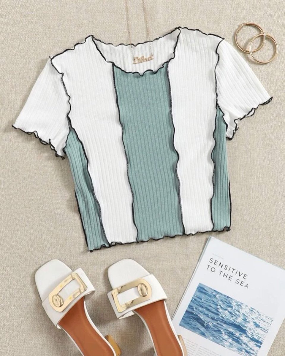 juman_store_sd's tweet photo. Color block tee🤎
Price : 40 SR 
6200 SDG 
By preorder..
بالطلب المسبق
سعر المنتج بالجنيه يتغير وفق سعر الصرف ✨ https://t.co/6FqRi9uBU1