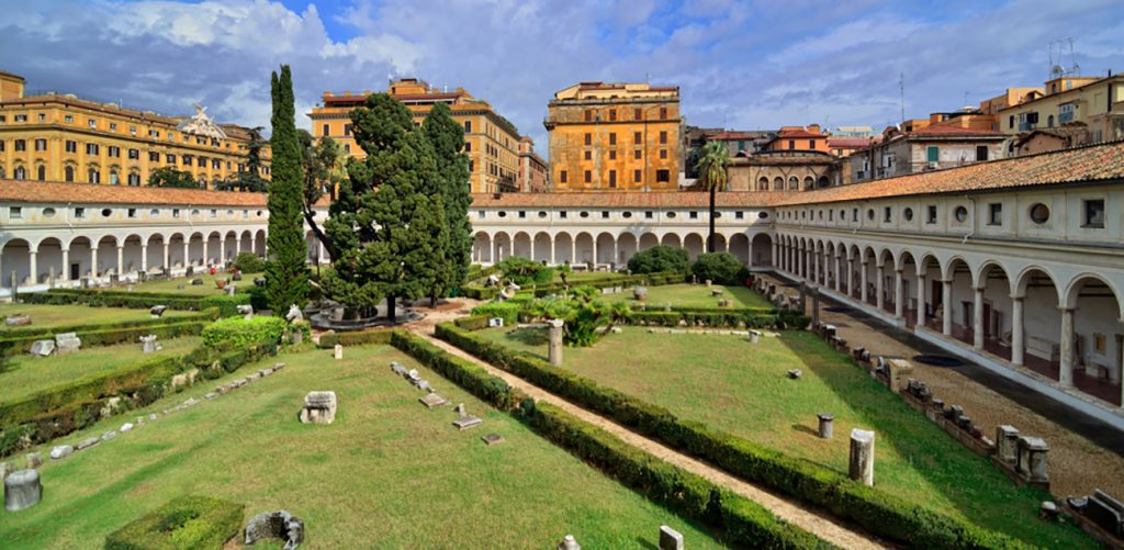 beni_culturali's tweet photo. Il #MuseoNazionaleRomano è un #museo #archeologico di #Roma che ospita collezioni riguardanti la #storia e la #cultura della città in epoca antica.
Lo puoi #visitare #Virtualmente da qui: https://t.co/Q2tHRSzerh https://t.co/51QkUL8n0I