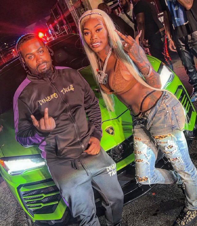 IWANT2BELIKEMIC's tweet photo. @IWANT2BELIKEMIC and The Queen of drill rap @AsianDaBrattt ๐๐พ to the haters we going ๐ @asiandollsource #plugnation๐ #nevernotworking https://t.co/4BMUjejtYa