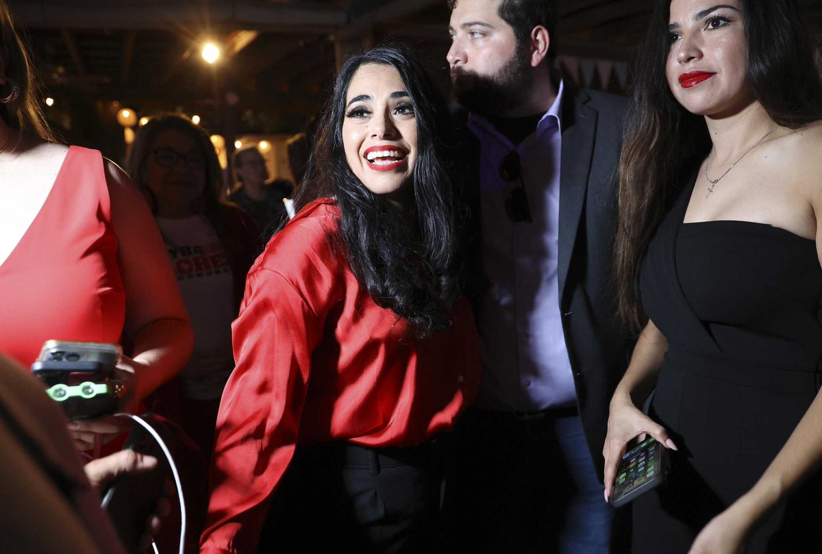HoustonChron's tweet photo. Since 1870, Democrats have held the 34th District in the Rio Grande Valley. But that all changed when @MayraFlores2022 won a special election Tuesday night, soon making her the first congresswoman born in Mexico
📷@kinhuiphotog
✏️@caylajharris
➡️https://t.co/qKMIYPmVix https://t.co/BtoalB3EB2