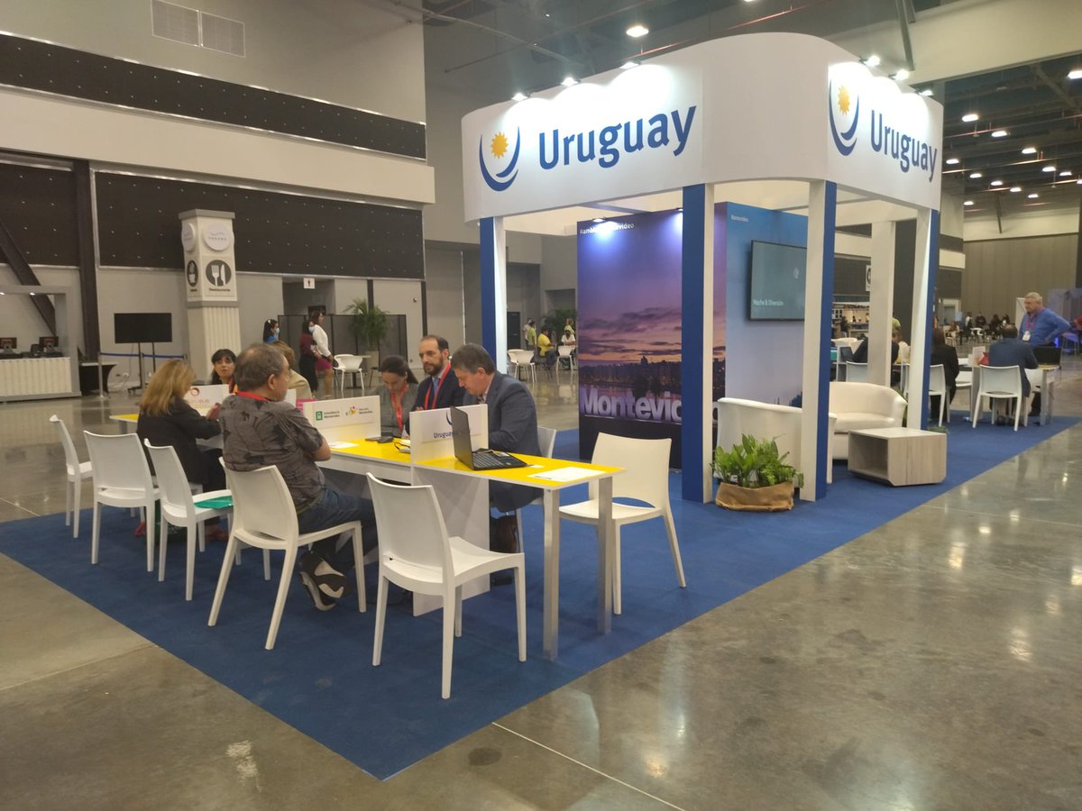 minturuy's tweet photo. Desde temprano comenzaron las reuniones en el stand de Uy en el Panama Convention Center @FIEXPOLATAM. La delegación está integrada por @montevideoIM @MaldonadoUY @ahruuruguay @GrupoElis_ @EnjoyPde #GrupoSolanas @RadissonMvd @PuntaDelEsteCEC #CongresosyReuniones https://t.co/xakdXRBiyR