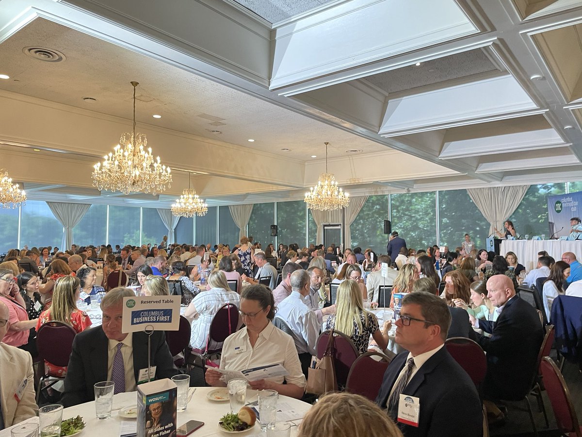 Second week in a row CMC is absolutely packed. Beats last week for most people since the pandemic. All to talk about the state of nonprofits! (Or maybe just because @MLCoreyHSC is here?) #thecommunitysconversation <a href="/cbusmetroclub/">Columbus Metropolitan Club</a>