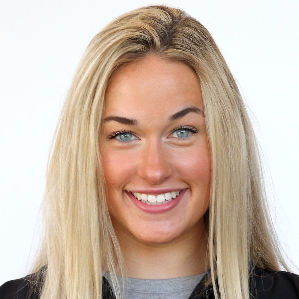 CHAWomensHockey's tweet photo. Natalie Ferenc led all Lindenwood goaltenders in wins, save percentage and goals-against average in 2021-22.
#CHA20 | #ReturningStars https://t.co/7Yo0Ujuhvw