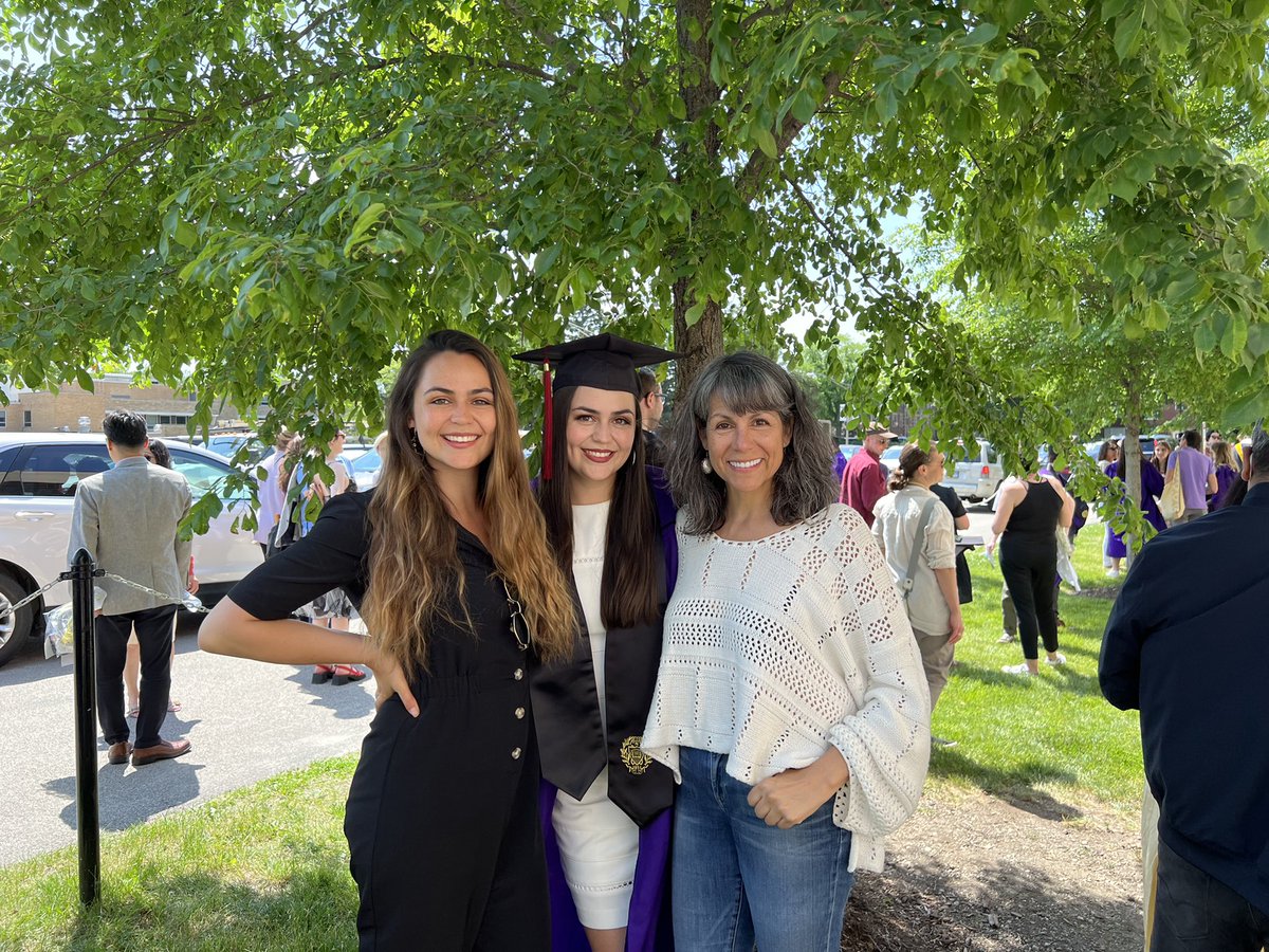wyatte_gp's tweet photo. sooo I did a thing #byecollege 🥳💜 https://t.co/Uz0HhSR5Cs
