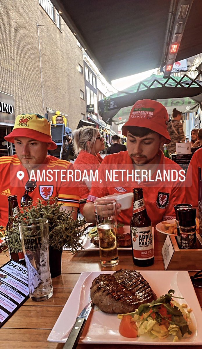 Sionthomas99's tweet photo. Holland (A) @walesawayfans @WalesAwayDays https://t.co/rO0nNq8SJA