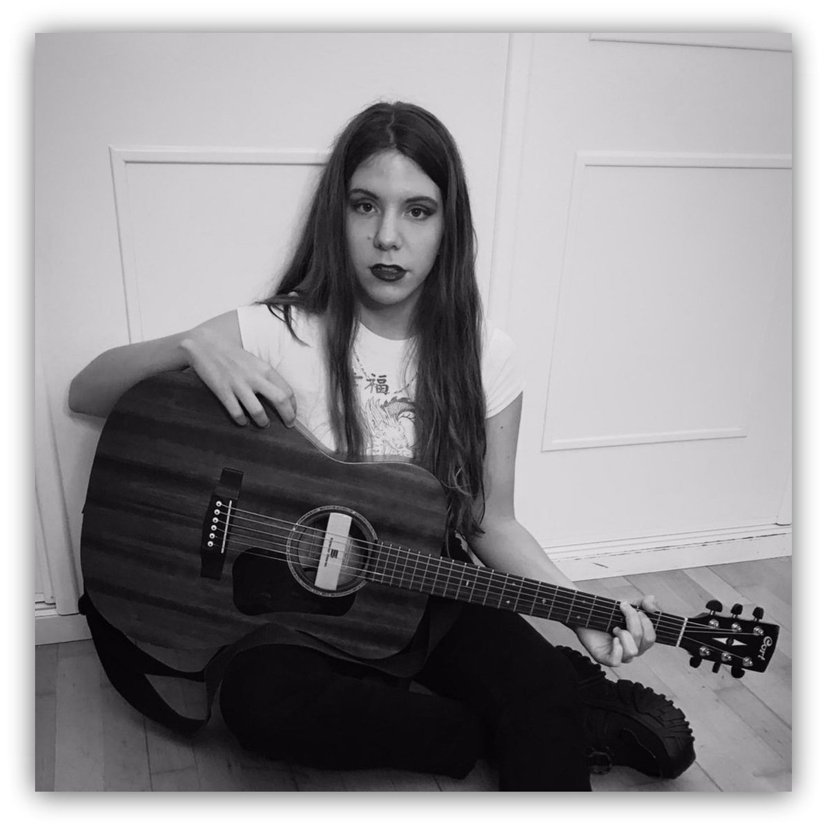 🇦​​​​​🇳​​​​​🇳​​​​​🇦​​​​​ 
🇮​​​​​🇳 ​​​​​ 🇹​​​​​🇭​​​​​🇪​​​​​ 
🇦​​​​​🇹​​​​​🇹​​​​​🇮​​​​​🇨​​​​​
<a href="/Annaintheattic/">anna in the attic</a>
Cantautora
D. E. S. T. A. C. A. D. A. 
       🎙️ 🎸         De  Hoy 
En la Colección Talento Femenino 
Link 👉 open.spotify.com/playlist/1sGQX…