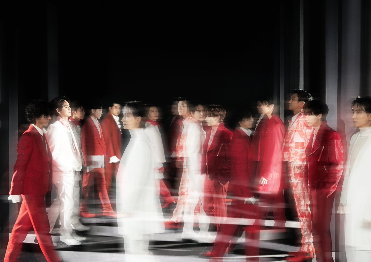 ALLRISESlLVER's tweet photo. WE ARE BACK! HERE WE ARE SUPER JUNIOR The 11th Album Vol.1 [The Road: Keep on Going] Image Teaser Has been released. We gave a red and white concept and we're ready to head to KWANGYA, But we still don't know what KWANGYA is, let's have fun until we wait for the next teaser. https://t.co/3TDb55aj9o