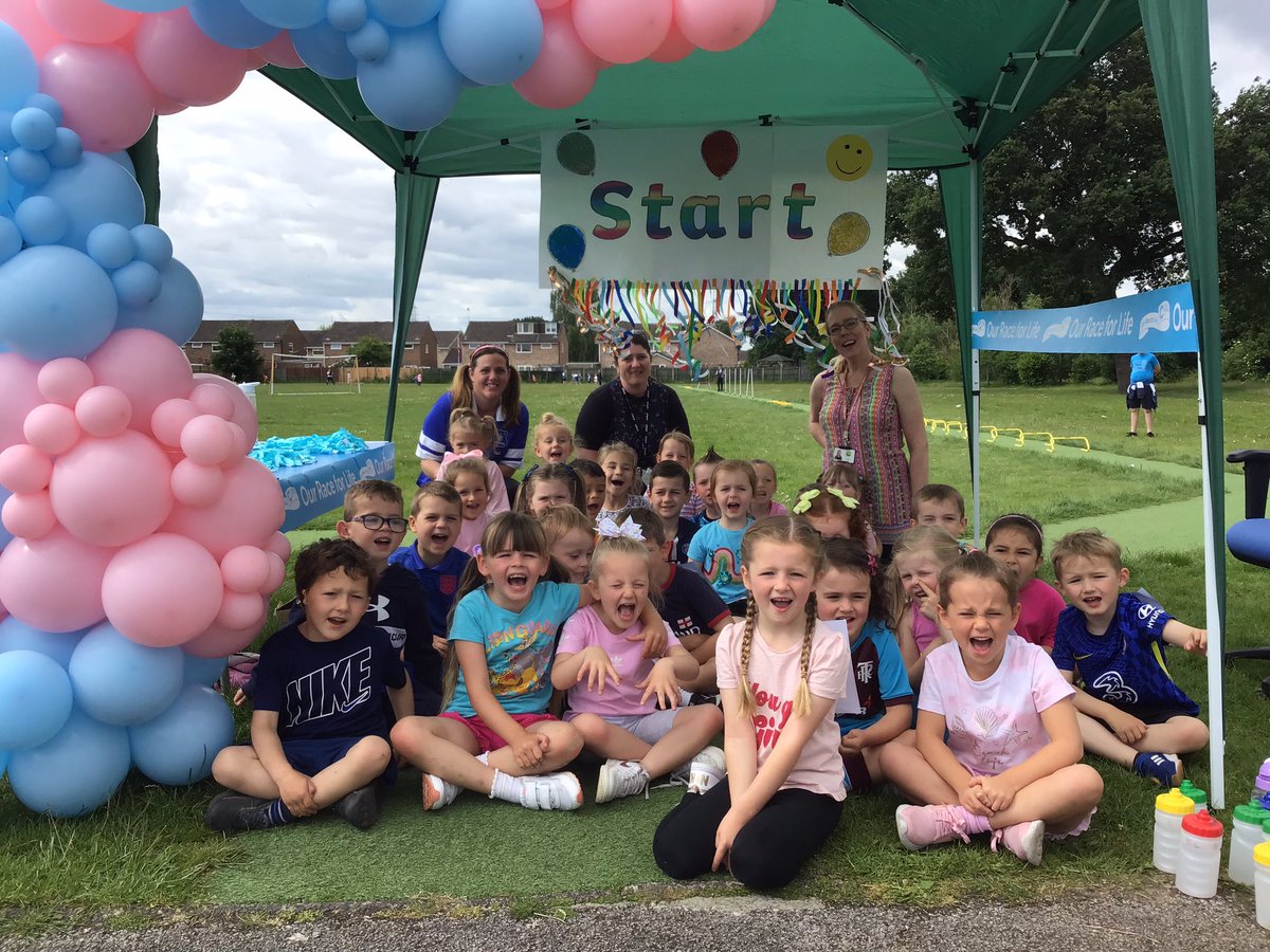 MissHinton21's tweet photo. We had such a great day for Race For Life yesterday! https://t.co/WvnxFZZPaH