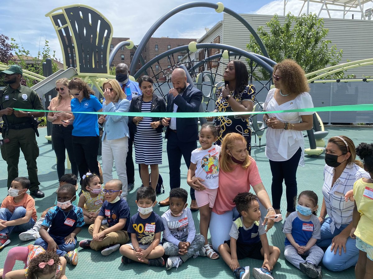 CMPiSanchez's tweet photo. Morton Playground is officially open! Yesterday I joined @bronxbp @NYCParks for the opening of a new playground for our kids. I can’t tell you how exciting it is that our children have more park space in the district. I know i'll be coming here a lot more! Stay tuned😂 https://t.co/bHB9AfbKCO