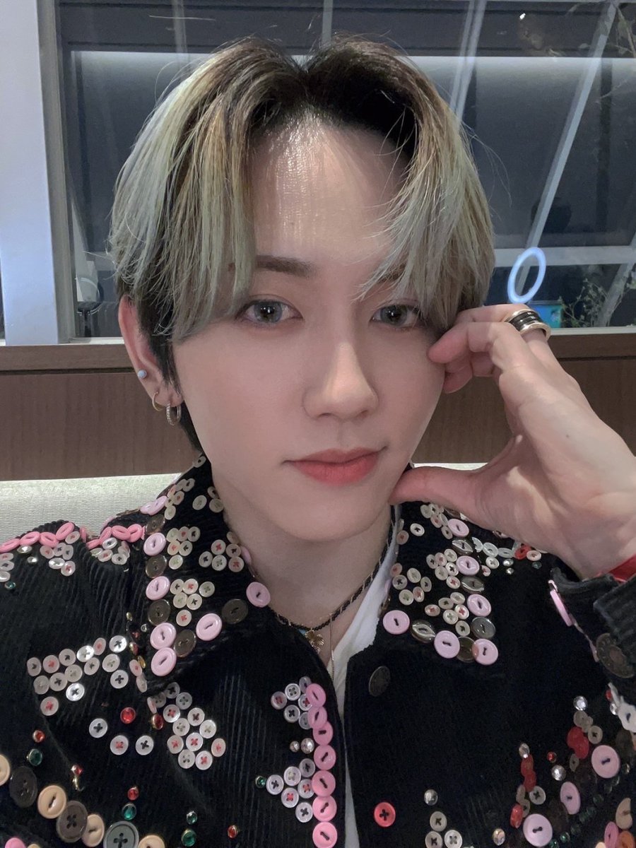 mashibuys's tweet photo. i miss you @treasuremembers https://t.co/2GjScxyfce