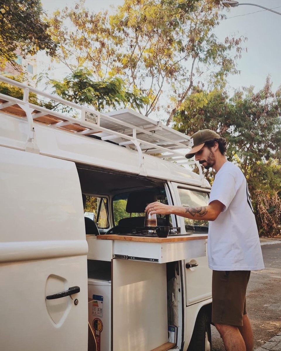 bearmeagain's tweet photo. Davvero fiero di te fra! Sei um genio oltre ogni mia aspettativa 👏🤩 @_vansaloni @ansalonii 

#motorhome #session #cugini https://t.co/q3UgenB88U