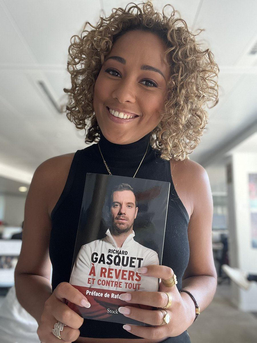 lequipedusoir's tweet photo. 🚨CADEAU🚨

@richardgasquet1 est l’invité spécial de l’EDS 🎾
Pour l’occasion @vsainsily t’offre son livre : « Richard Gasquet à revers et contre tout »
RT + FOLLOW @lequipedusoir 
Choisis ton chroniqueur ☀️ https://t.co/fMeebogAqz
