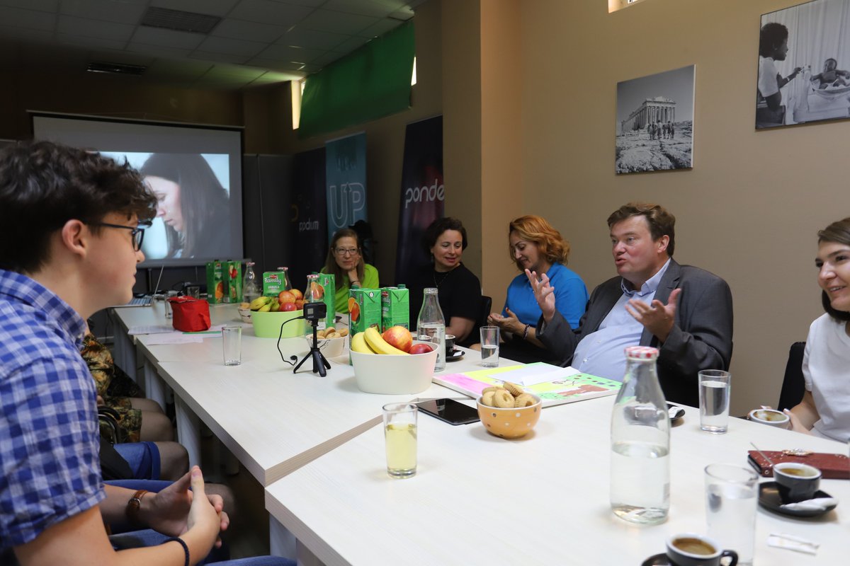 NGODomovik's tweet photo. Today we had a pleasure to host @AustriainKosovo  
Ambassador Mr. Christoph Weidinger, Head of @ADCinKosovo Mrs Sandra Horina and Head of Administration and controlling @Gresaabrashi. They had a fruitful discussion with participants of #ponder #podium and #upshift. https://t.co/GDNVFz7Aga