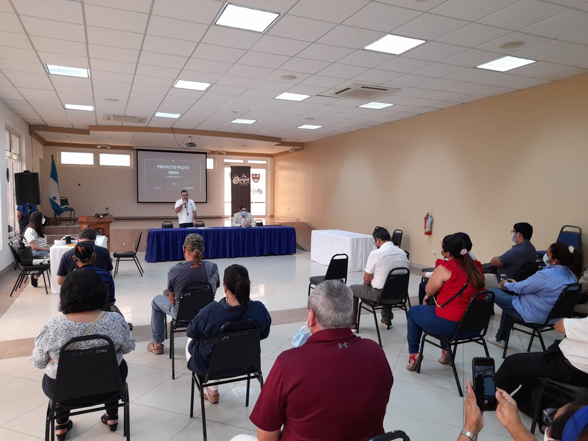 CaribeCircular's tweet photo. El municipio de #Omoa en Honduras busca prevenir los residuos plásticos en sus costas e impulsar la economía circular. 👏🏻♻️

 #CaribeCircular #CCADSICA #GIZ #UniónEuropea #BmzBund #SemaQRoo #Honduras https://t.co/fdwUggp3jf
