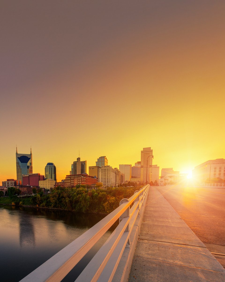 nashtrolley's tweet photo. Summer savings shine brightest around the Music City! ! 😎☀️

Learn more about our savings here 🤗  ➡️ https://t.co/zYYEo6OAkc https://t.co/AVh5FnTh2g
