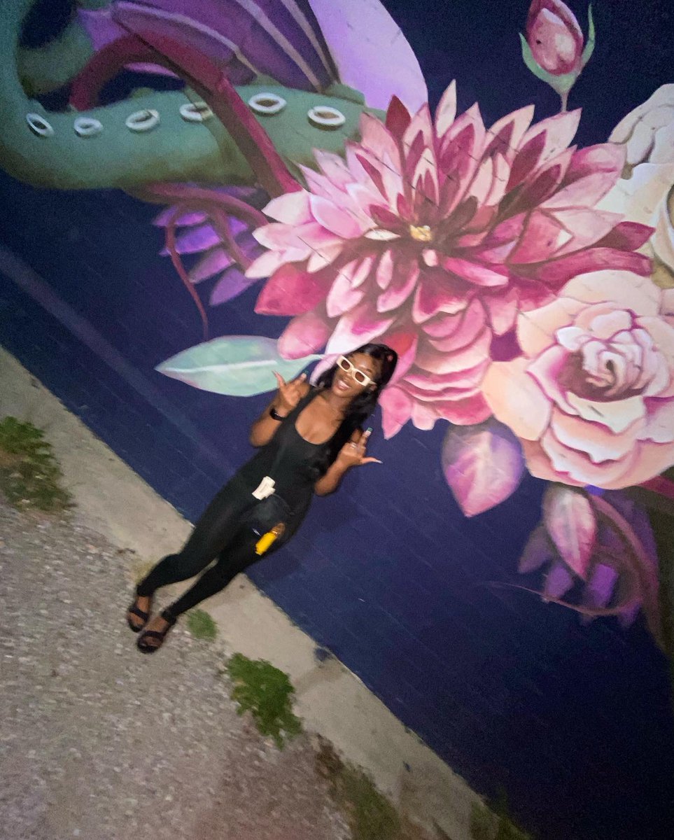 Duddaa504's tweet photo. The little things matter🌃 https://t.co/RqYawCK3u5