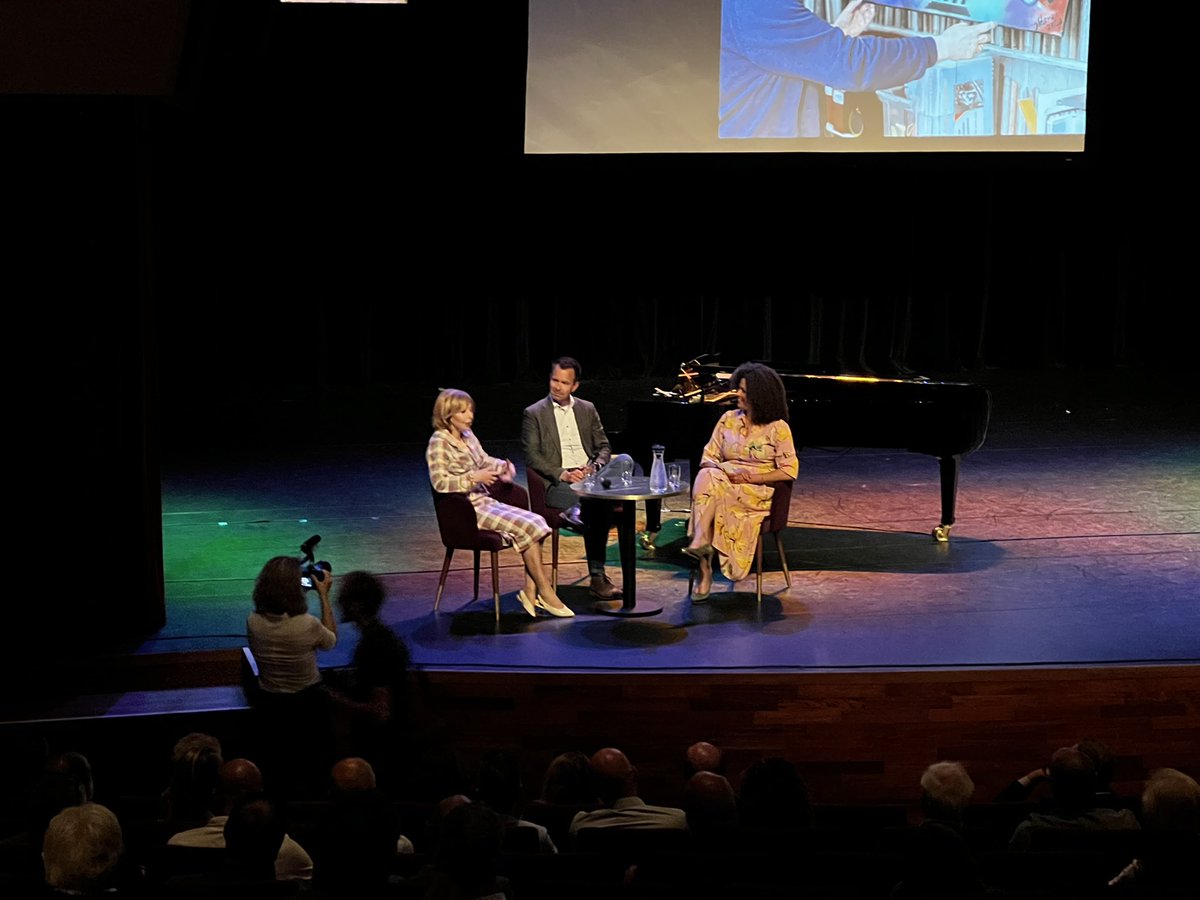 Burgemeester Röell tweet media