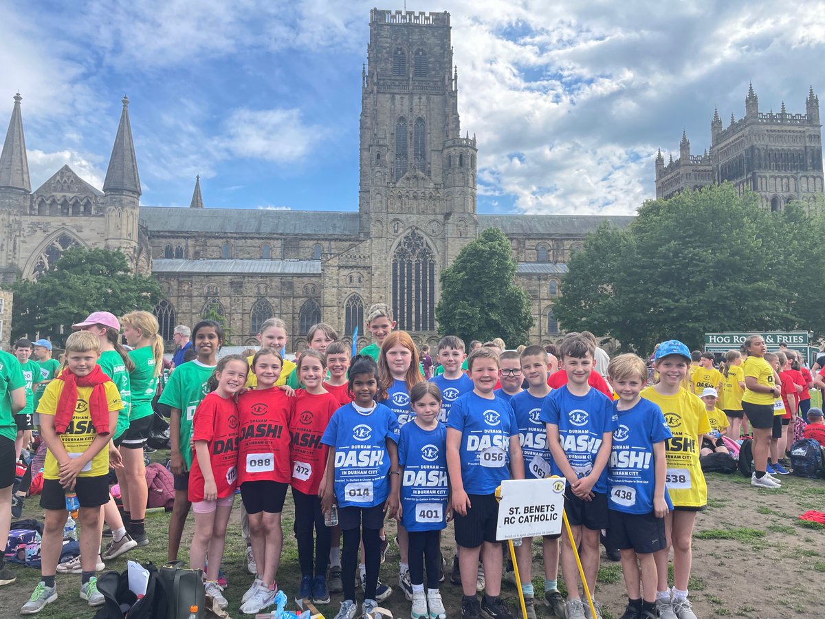 Stbenetsouston's tweet photo. A great turn out for the Durham Dash! #article31 @DurhamCLS_SSP @DurhamClsSSP #durhamdash https://t.co/aCfPJ759D6