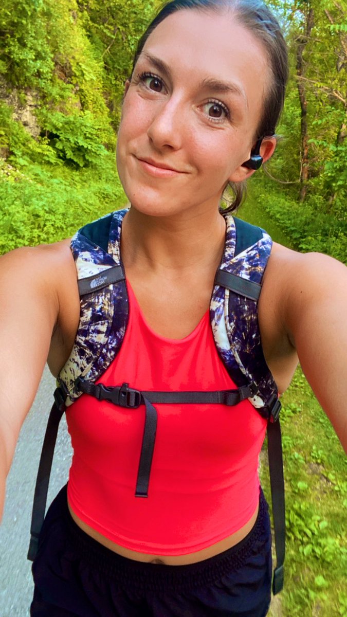 youngjillian__'s tweet photo. Your reminder to get outside, shut the world off for a second, and take it all in - nothing better. https://t.co/gjfMo90mvK